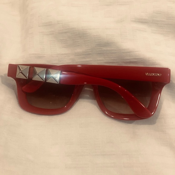 Valentine sunnies - Picture 2 of 3